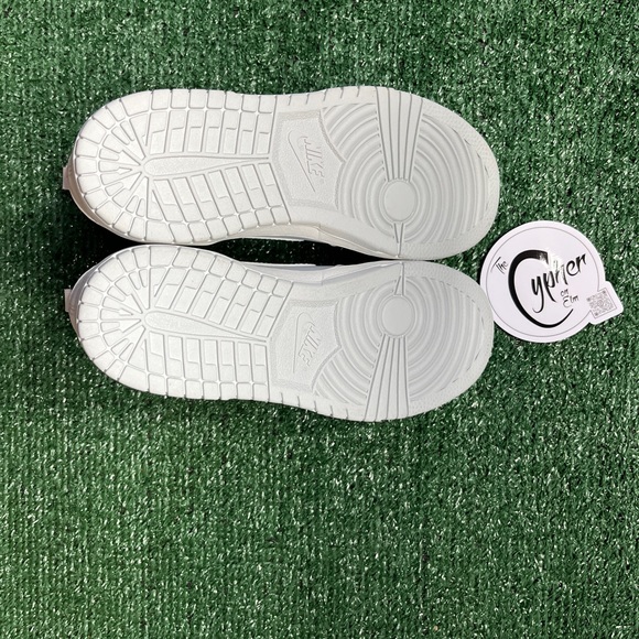 Nike Dunk High ‘Fossil’ - Picture 5 of 6